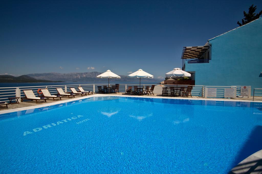 نِكيانا Adriatica Hotel المظهر الخارجي الصورة
