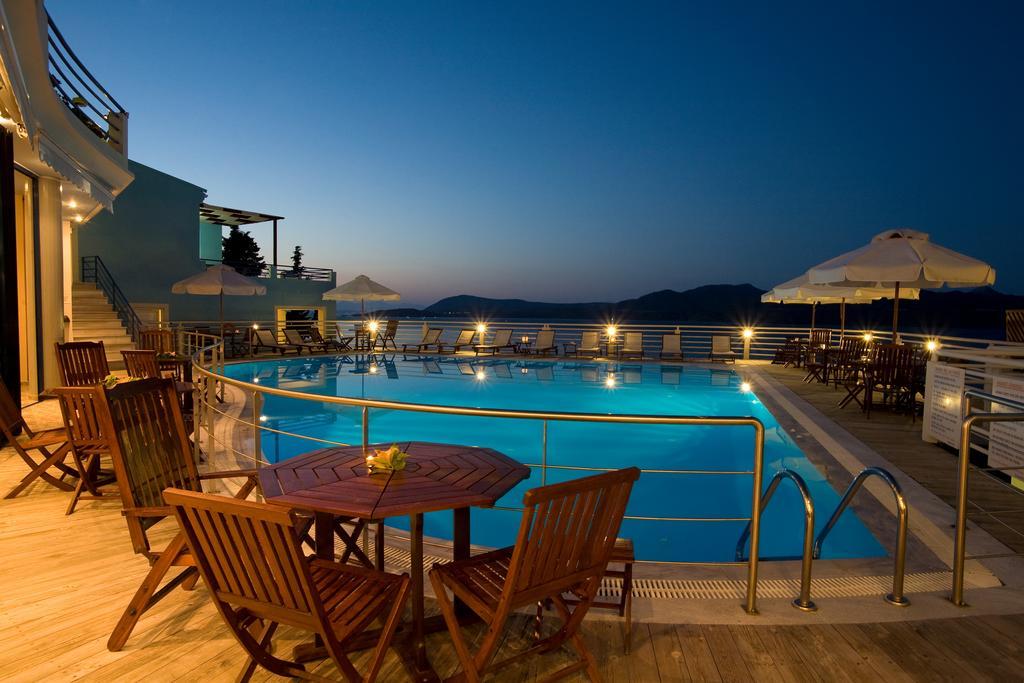 نِكيانا Adriatica Hotel المظهر الخارجي الصورة